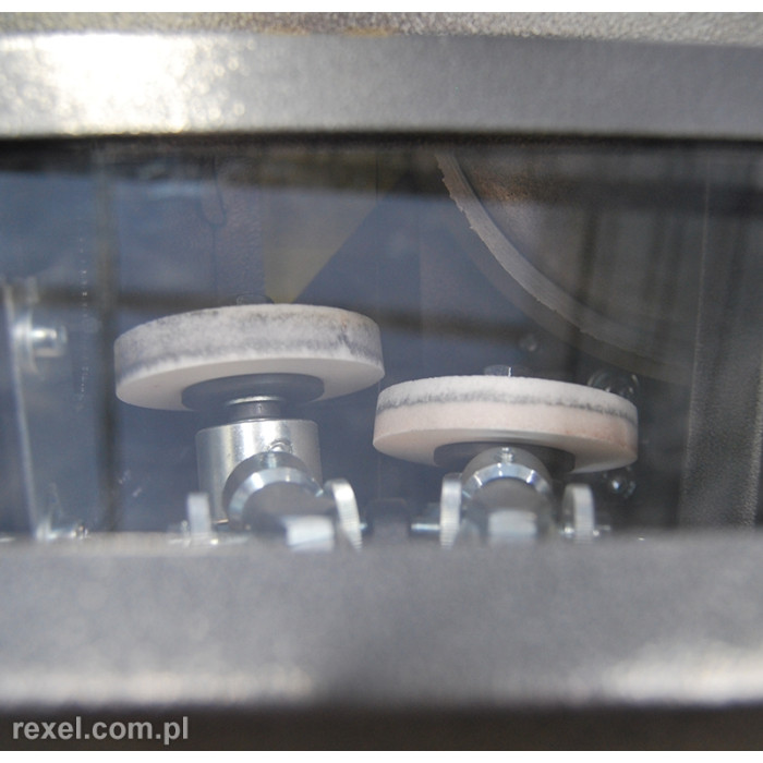 Стаціонарні стрічкові машини Rexel R750 Поддув